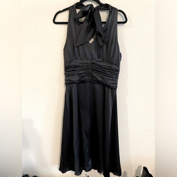 Harold’s Women’s Mini Dress Size 10 Black 100% Silk Marilyn Style Cocktail - Picture 4 of 15